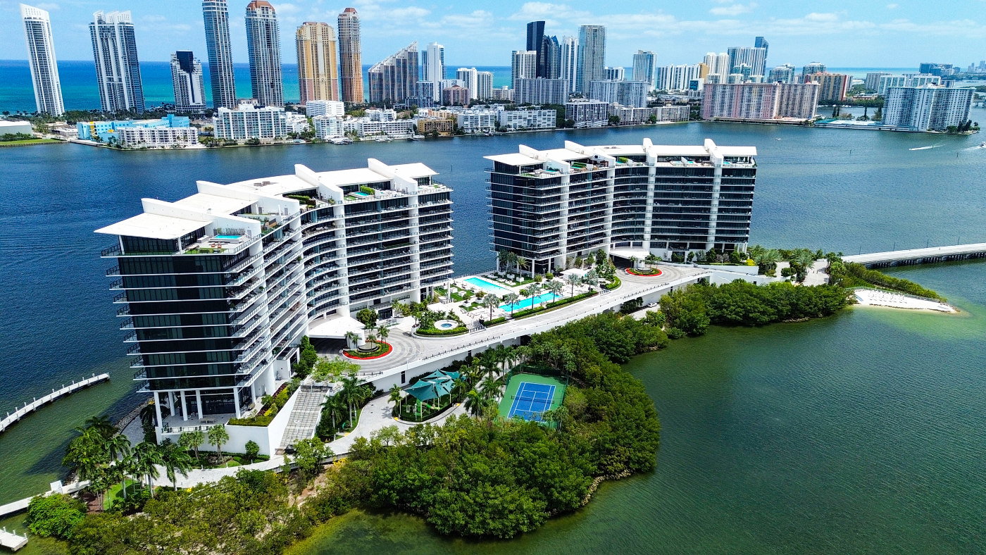 Prive Island Estates